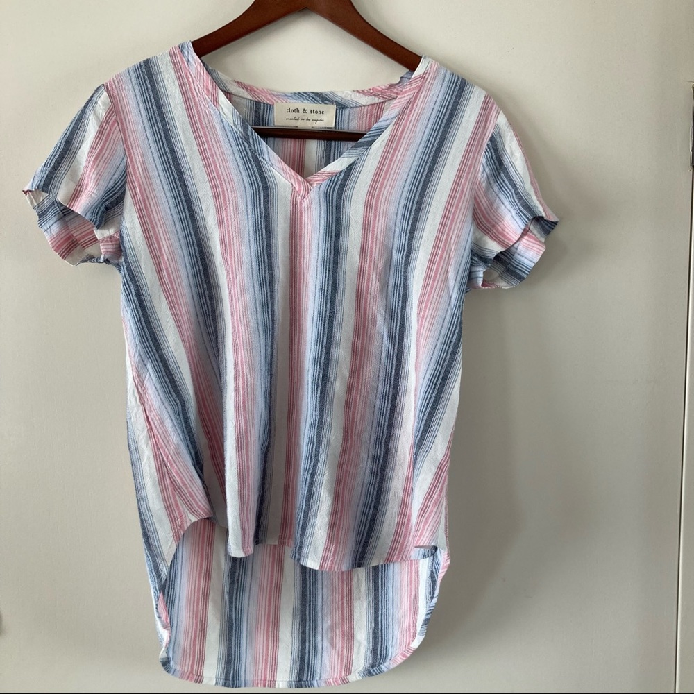 Anthropologie Cloth and Stone White Grey Blue  Shirt Size S